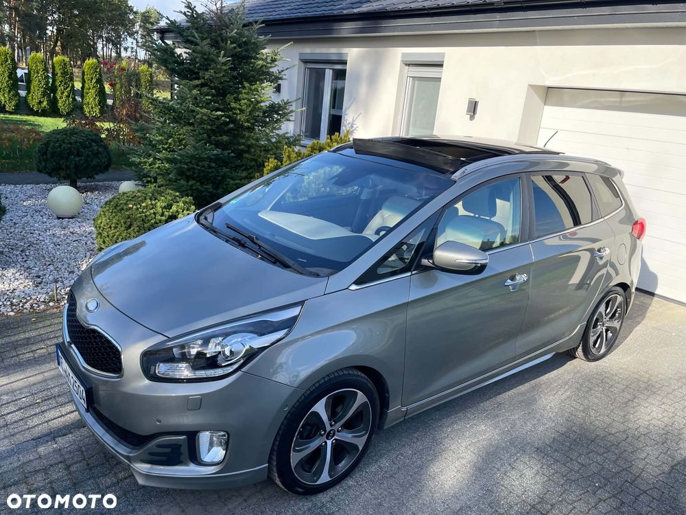 Kia Carens 1.6 GDI Fifa World Cup Edition - 3