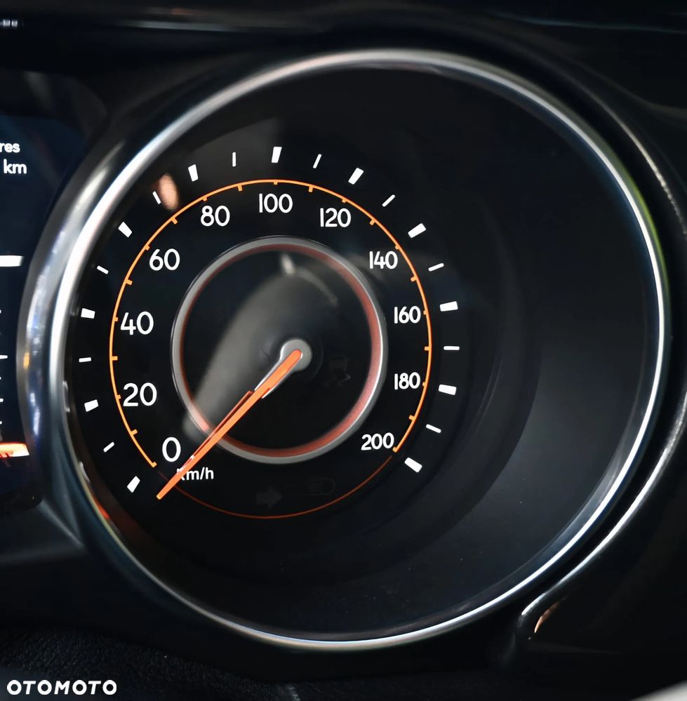 Jeep Wrangler - 13