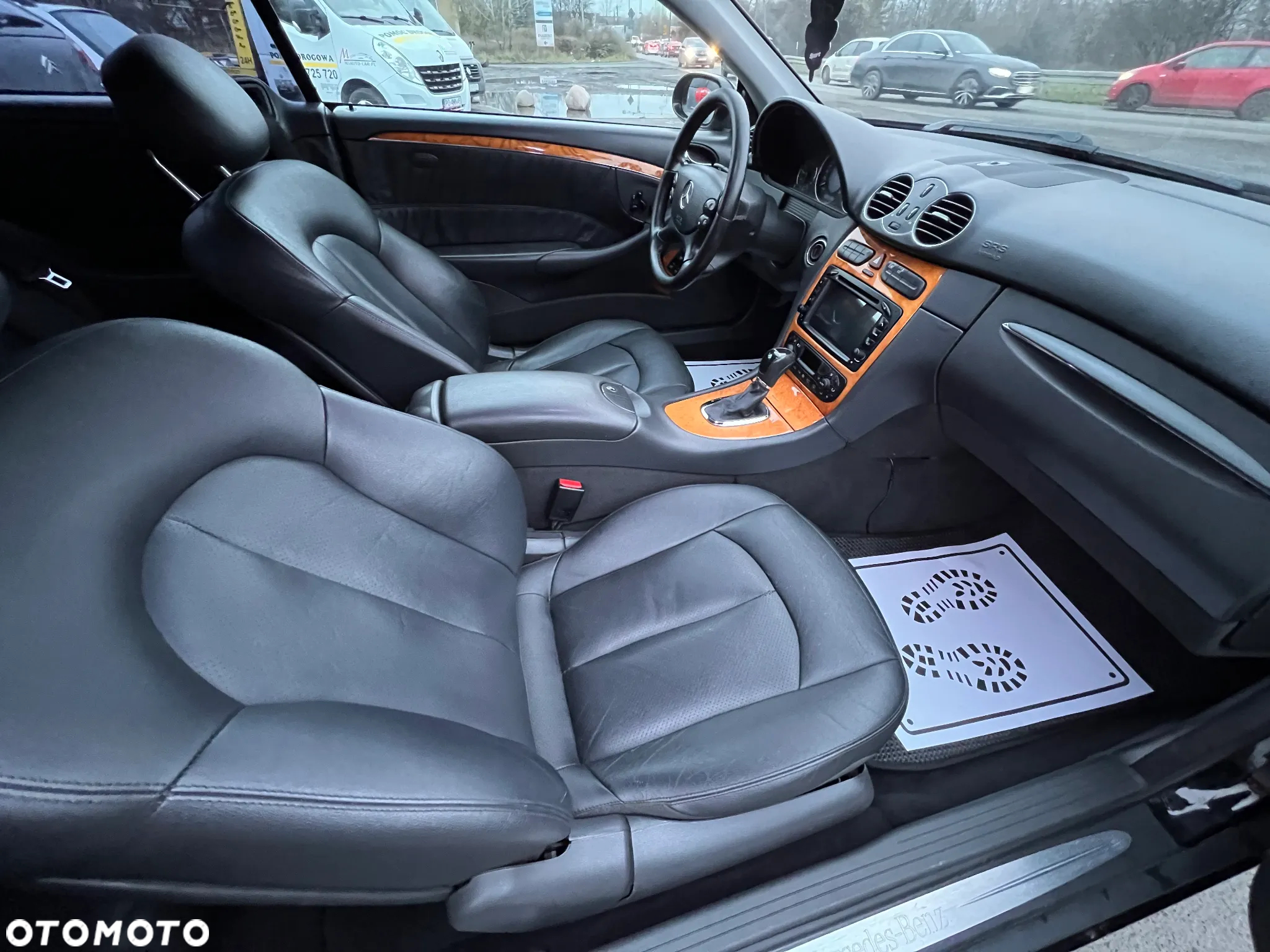 Mercedes-Benz CLK - 11