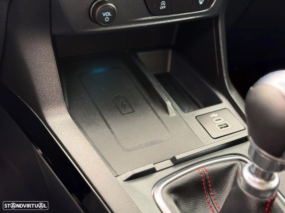 Ford Puma 1.0 EcoBoost MHEV ST-Line — fotografia 29
