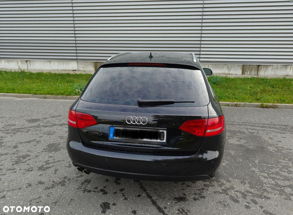 Audi A4 Avant - 15