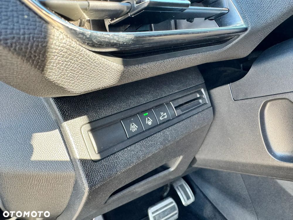 Peugeot 3008 - 13