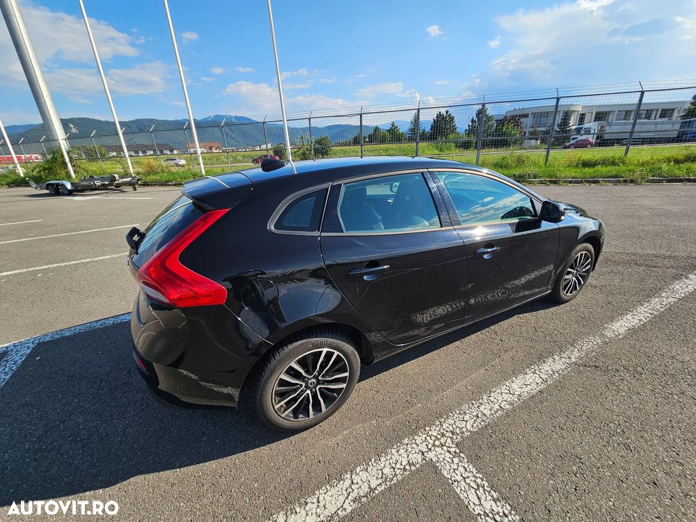 Volvo V40 D2 - 14