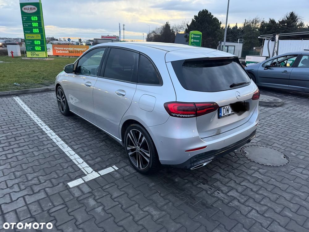 Mercedes-Benz Klasa B 180 d Progressive 7G-DCT - 7