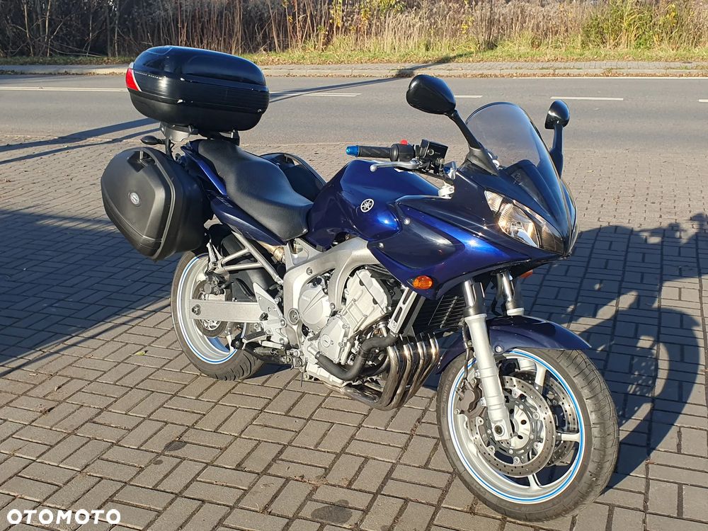 Yamaha FZ6 - 1