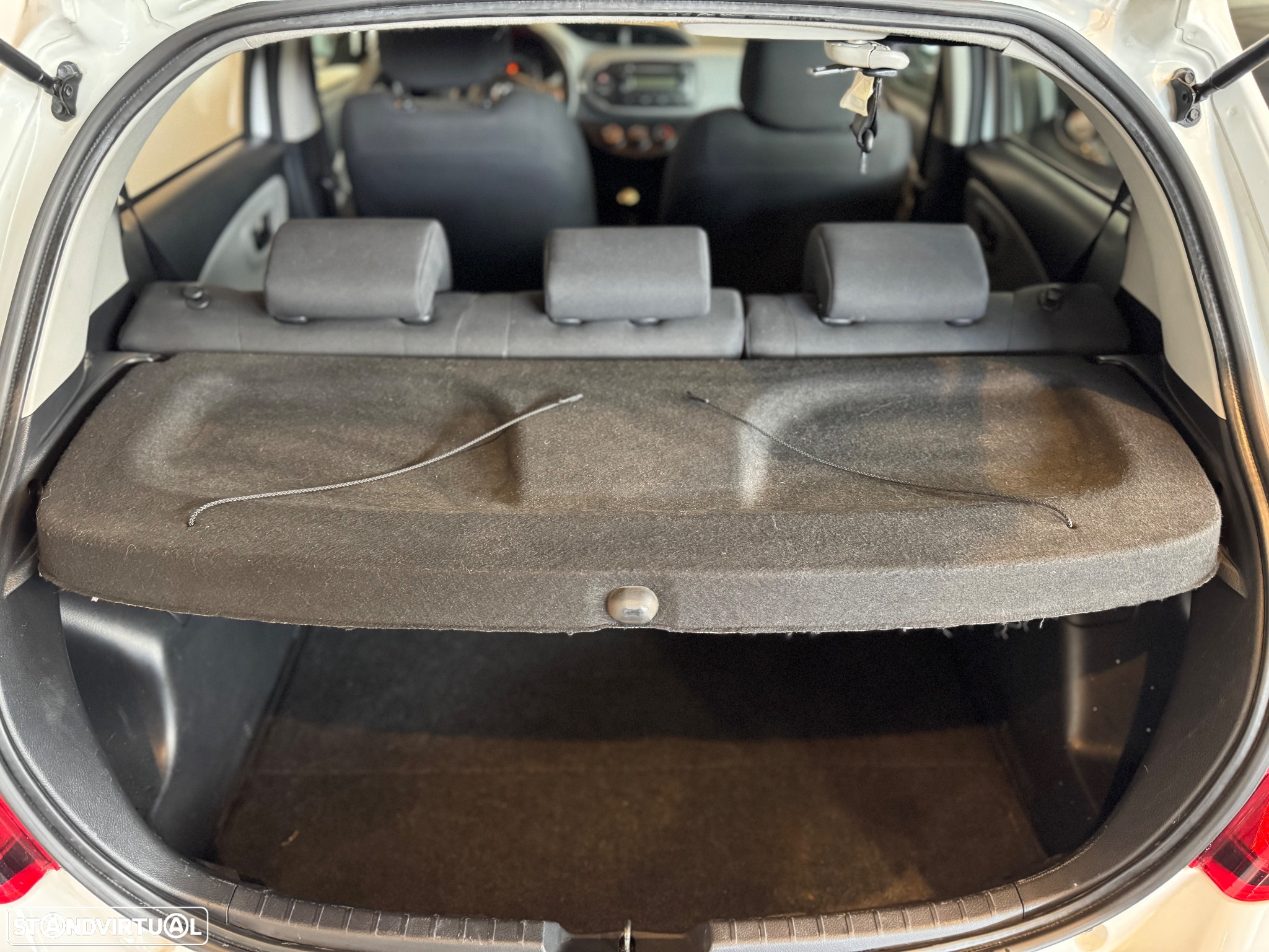 Toyota Yaris 1.0 VVT-i Comfort - 28