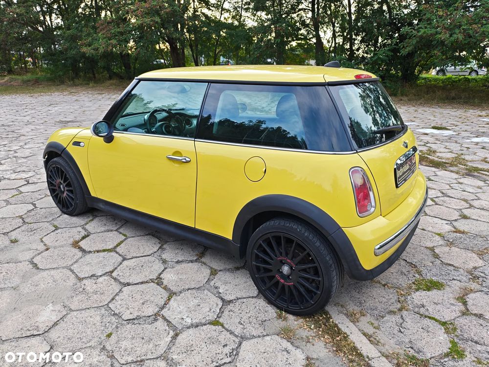 MINI ONE D - 16