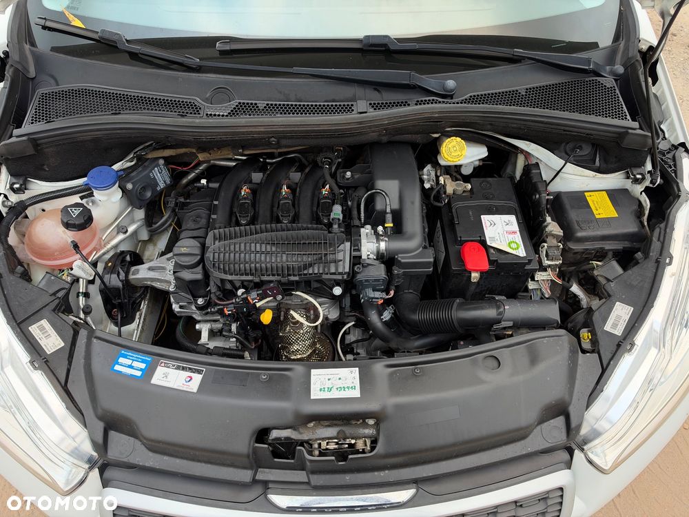 Peugeot 208 - 27