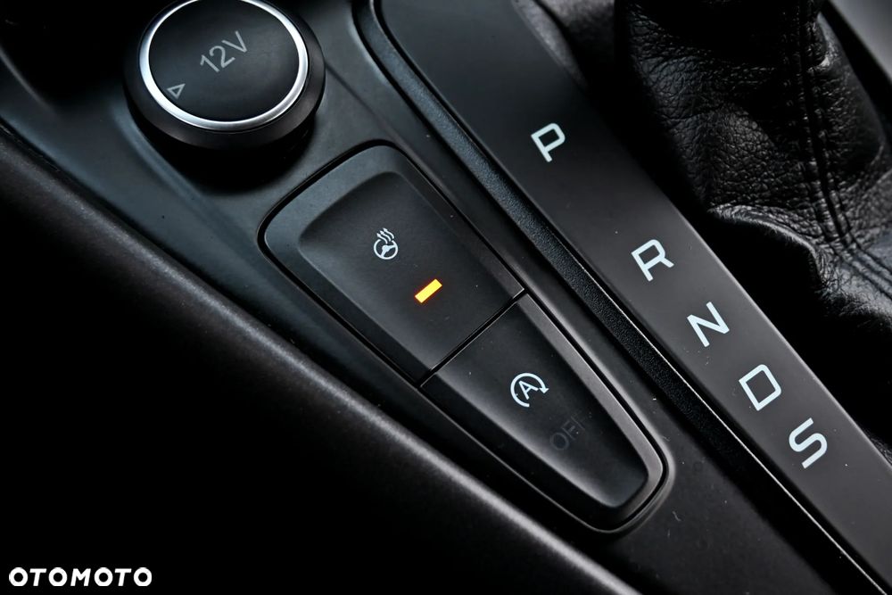 Ford Focus 1.5 EcoBoost ST-Line - 35