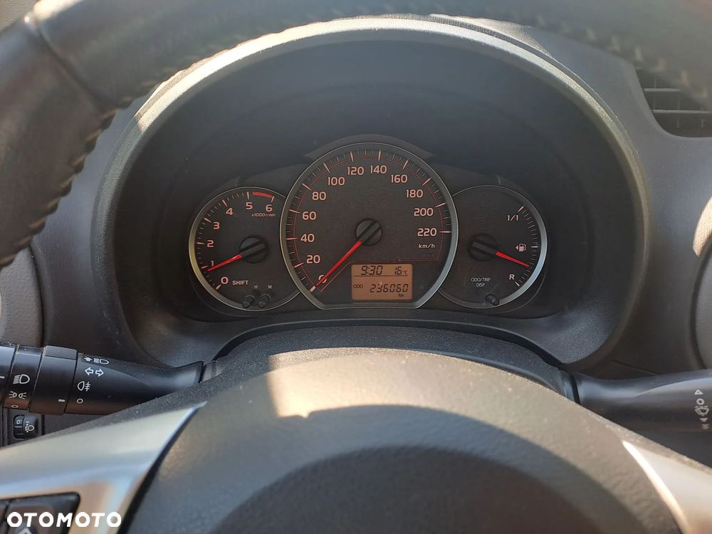 Toyota Yaris 1.4 D-4D Active - 9