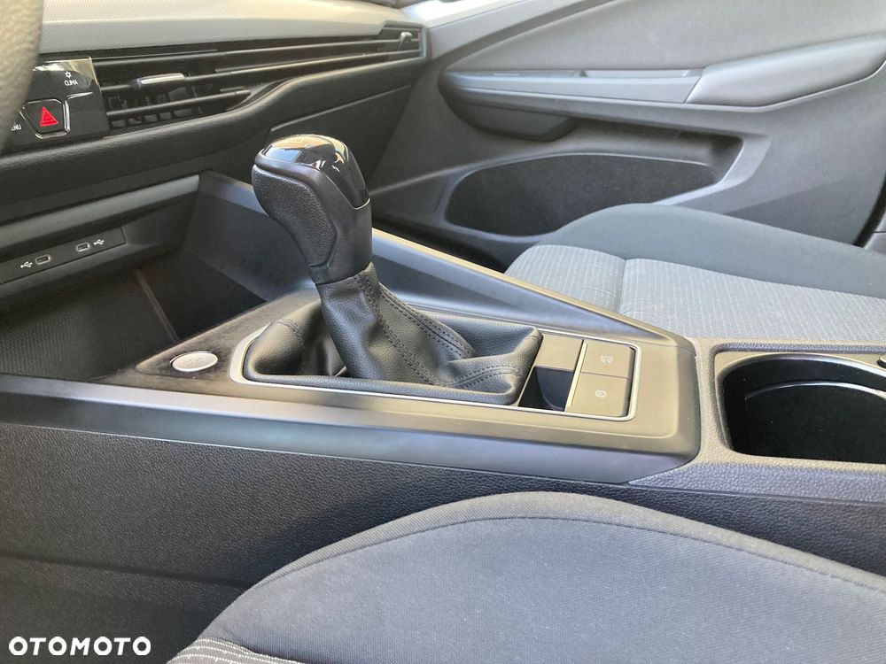 Volkswagen Golf 1.0 TSI Life - 16