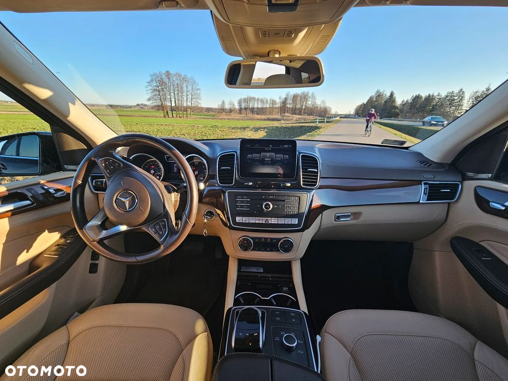 Mercedes-Benz GLE 350 d 4-Matic - 16
