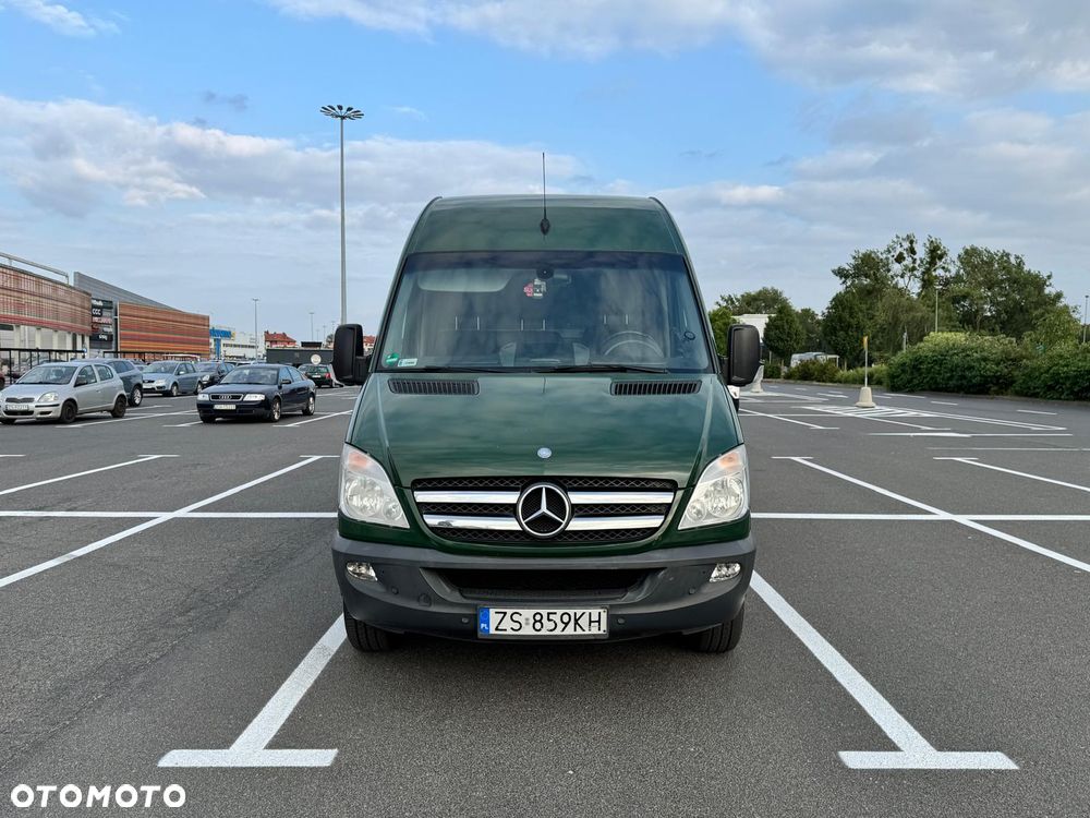 Mercedes-Benz Sprinter - 28