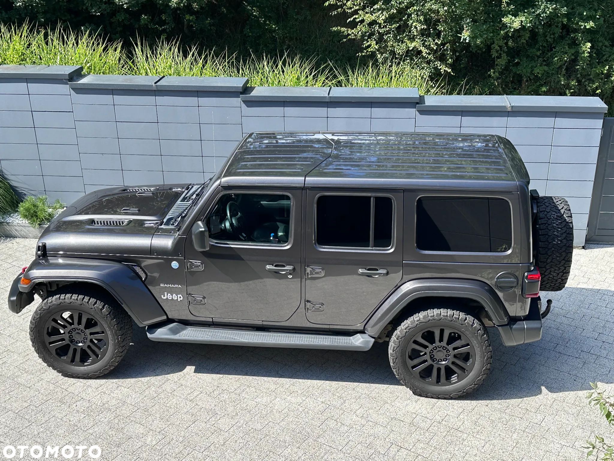 Jeep Wrangler Unlimited GME 2.0 Turbo Sahara - 1