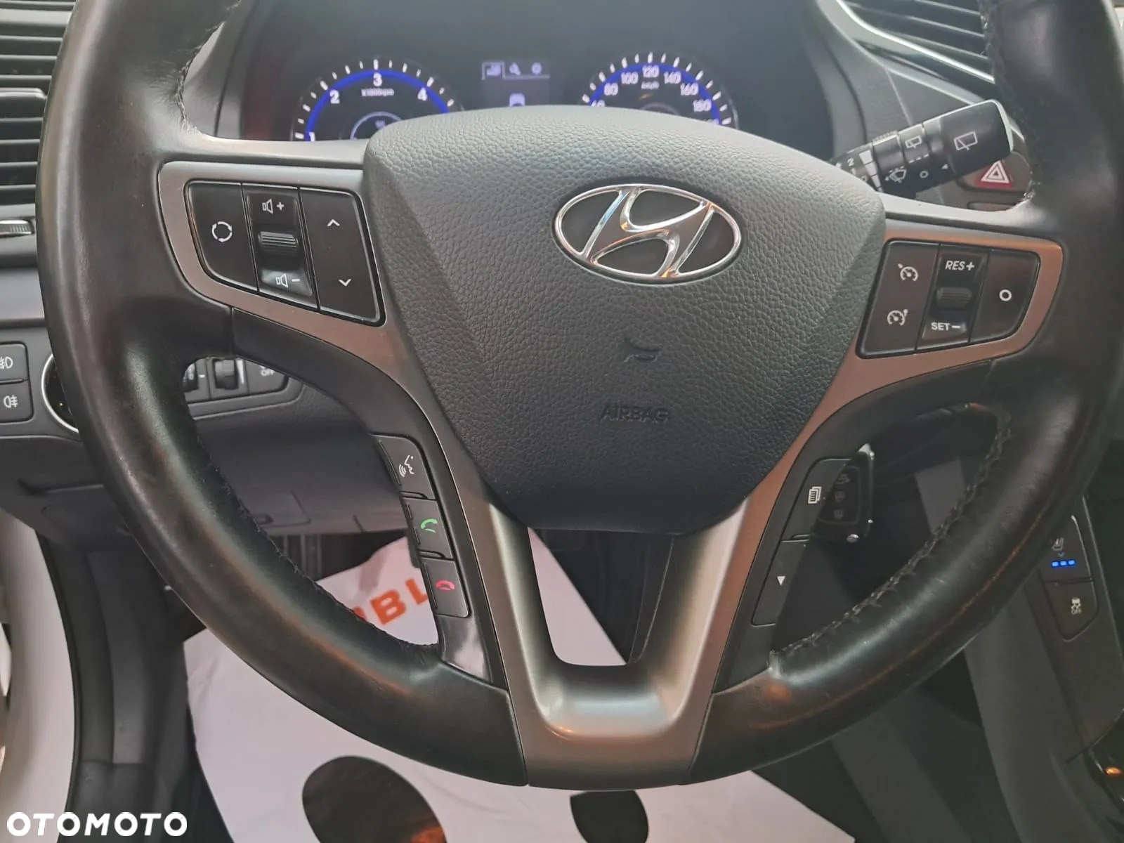 Hyundai i40 Kombi 1.7 CRDi Premium - 17