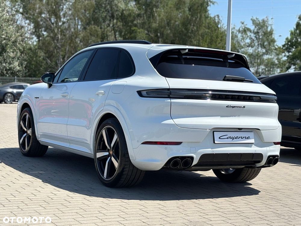 Porsche Cayenne - 6