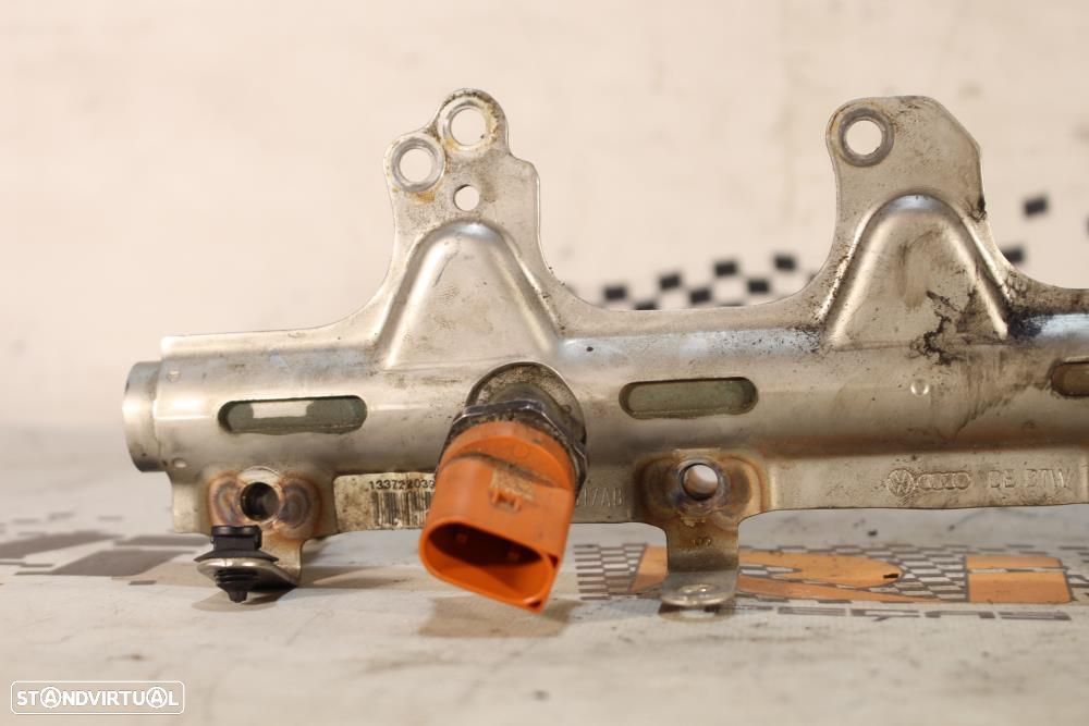 Régua / Rail De Injeção Audi A4 (8K2, B8)  06J133317ab - 2