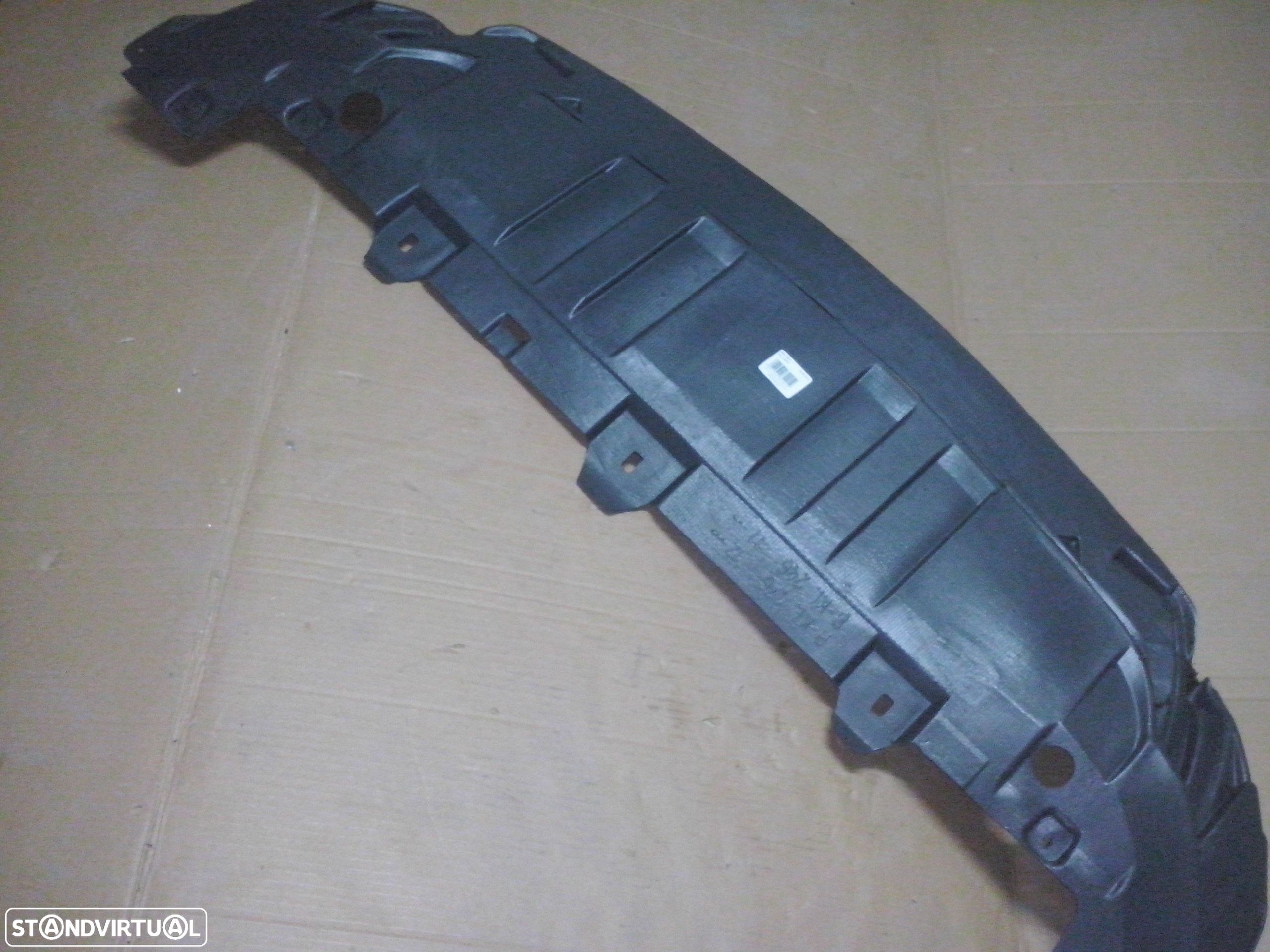 Blindagem rente ao parachoques Mercedes Classe A e B W176 W246 NOVO - 1