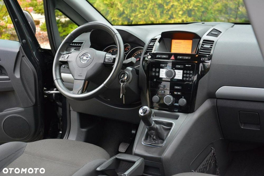 Opel Zafira 1.6 Active - 20