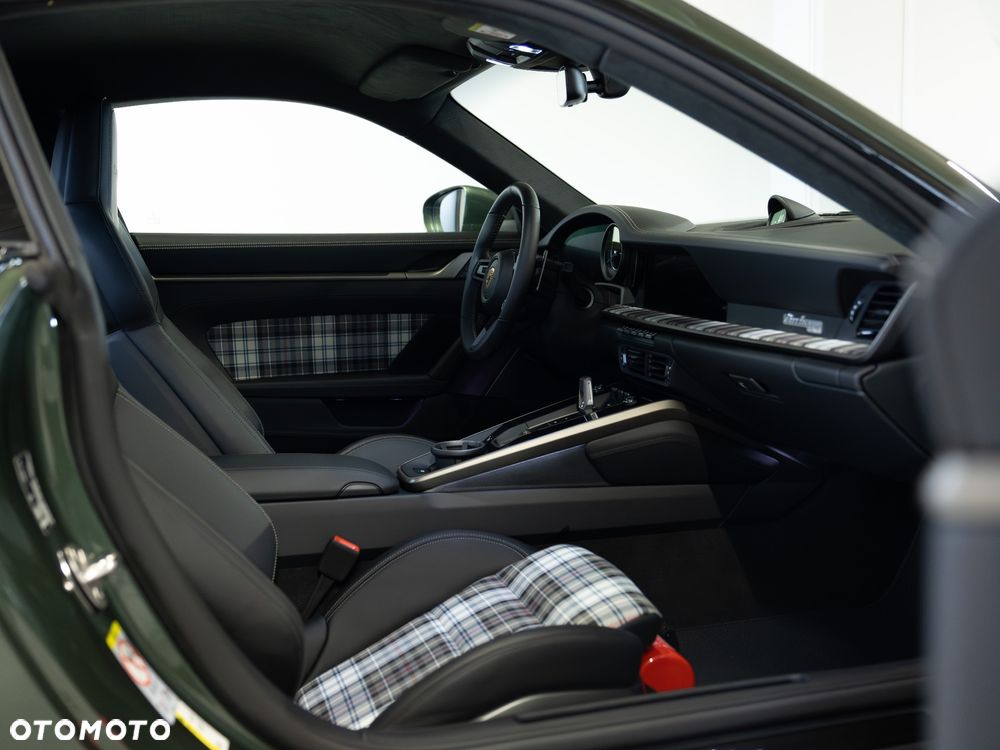 Porsche 911 Turbo 50 Years - 4