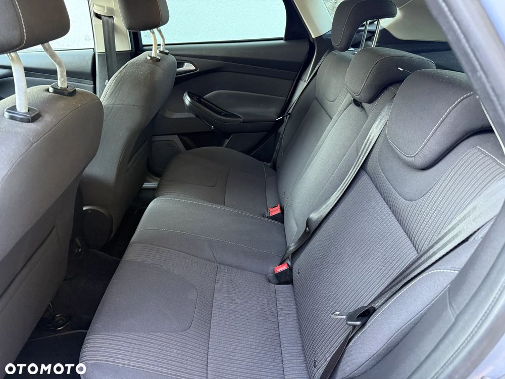 Ford Focus 1.0 EcoBoost Hybrid TITANIUM - 18