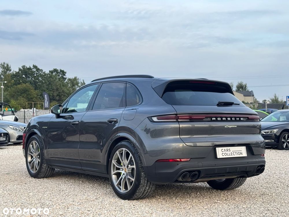 Porsche Cayenne - 7