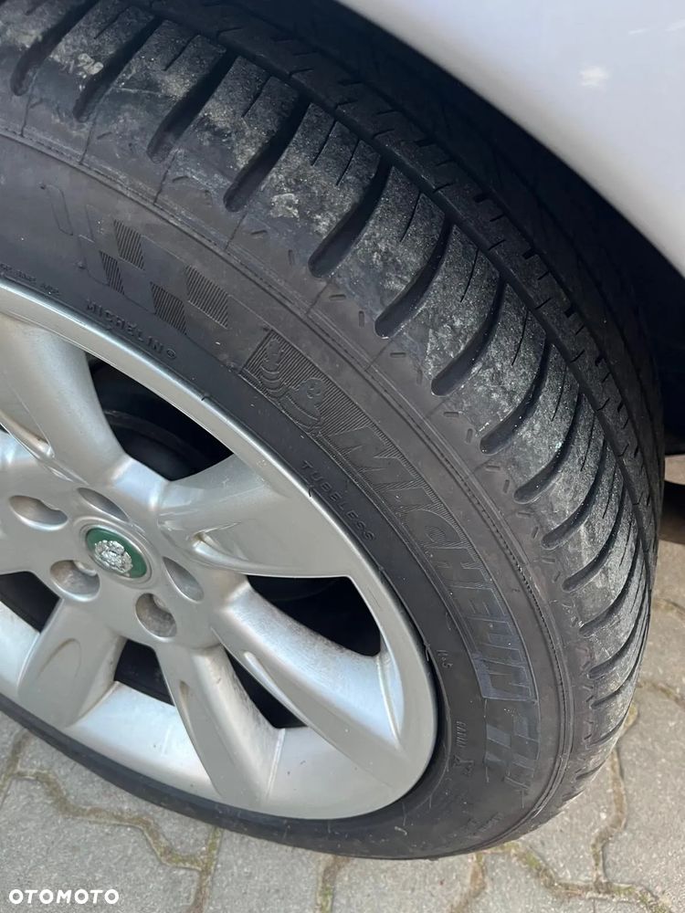 Jaguar XK8 Cabriolet - 35