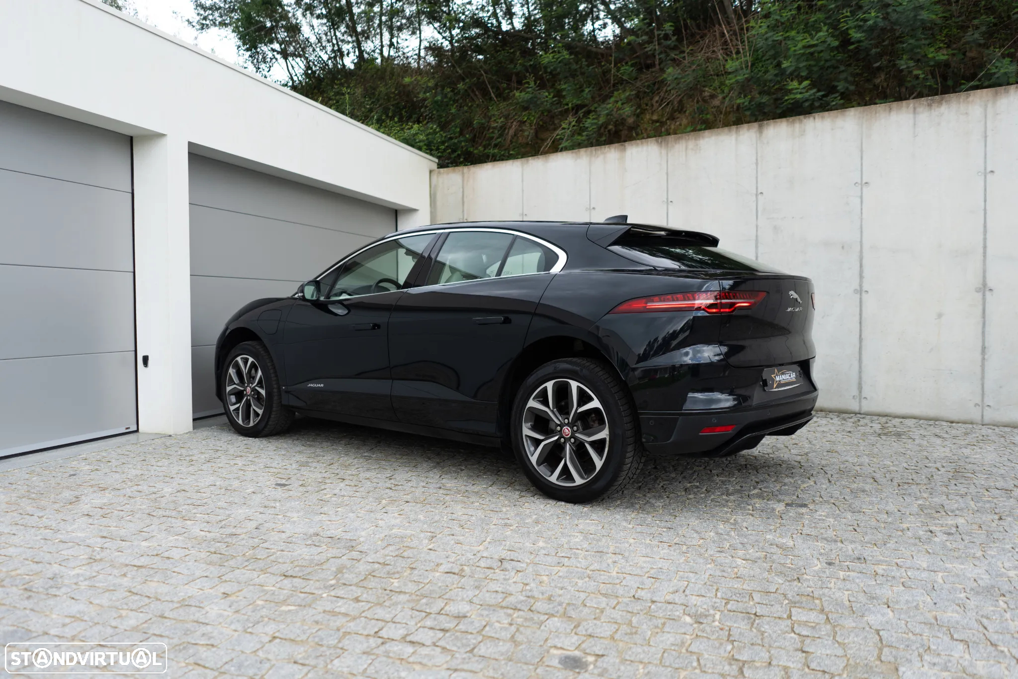 Jaguar I-Pace EV400 AWD S - 4