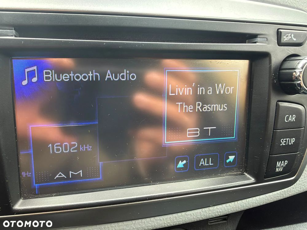 Toyota Yaris - 16