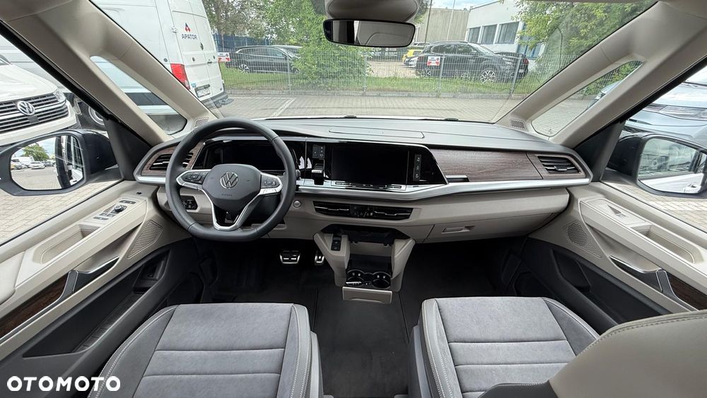 Volkswagen Multivan 2.0 TDI L2 Style DSG - 23