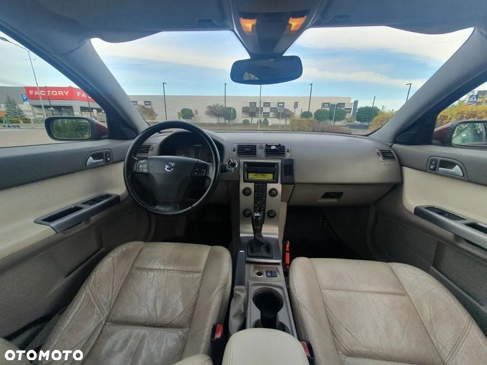 Volvo S40 2.0D - 10