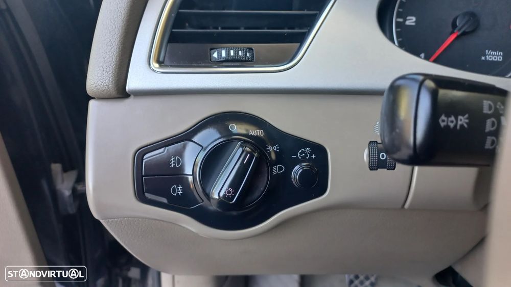 Audi A4 Avant 2.0 TDI Sport - 15