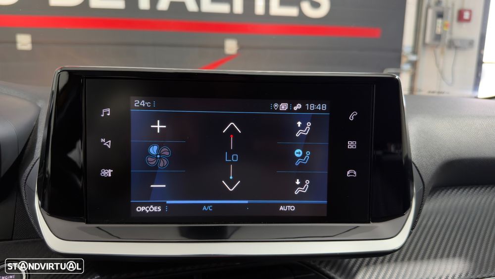 Peugeot 208 PureTech 100 Allure - 25