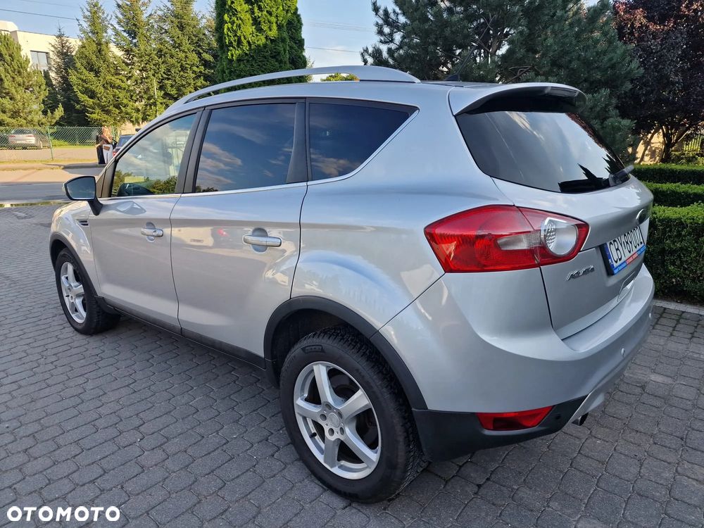 Ford Kuga 2.0 TDCi 4WD Titanium - 4