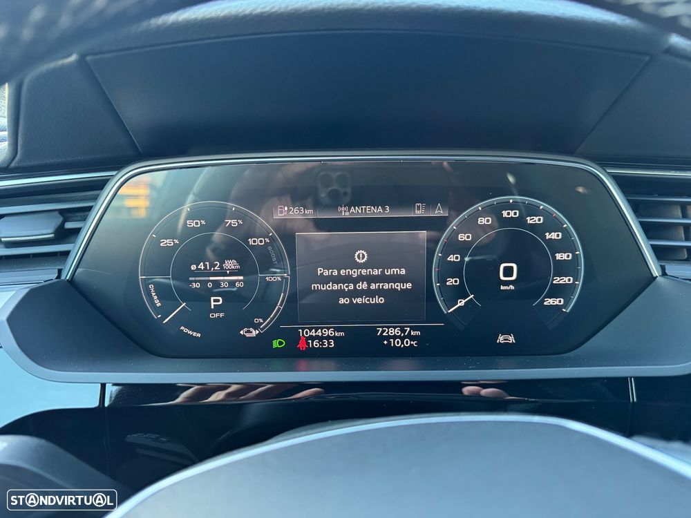 Audi e-tron 55 quattro S line - 11