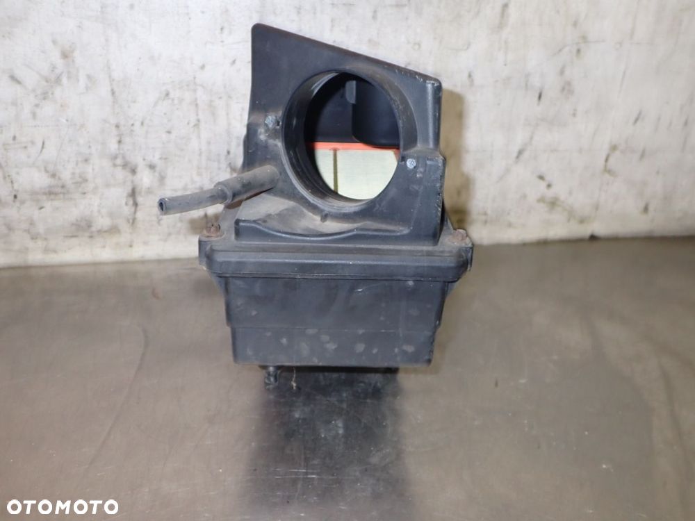 OBUDOWA FILTRA POWIETRZA FORD TRANSIT CONNECT I - 2
