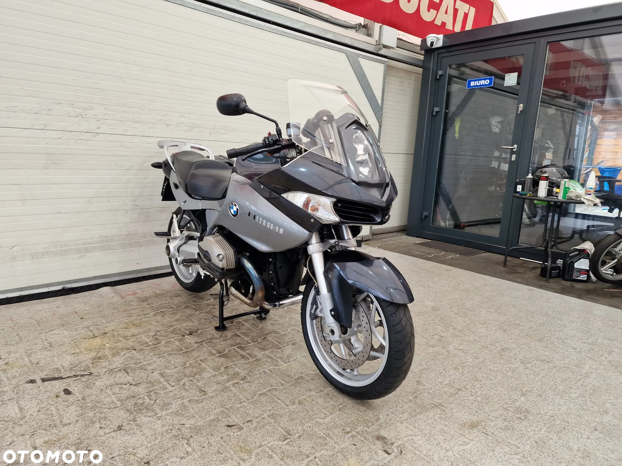 BMW R - 2