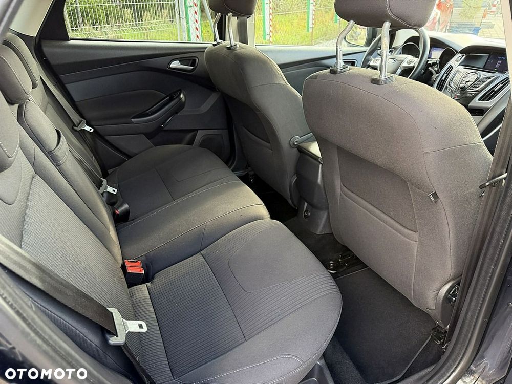 Ford Focus - 11