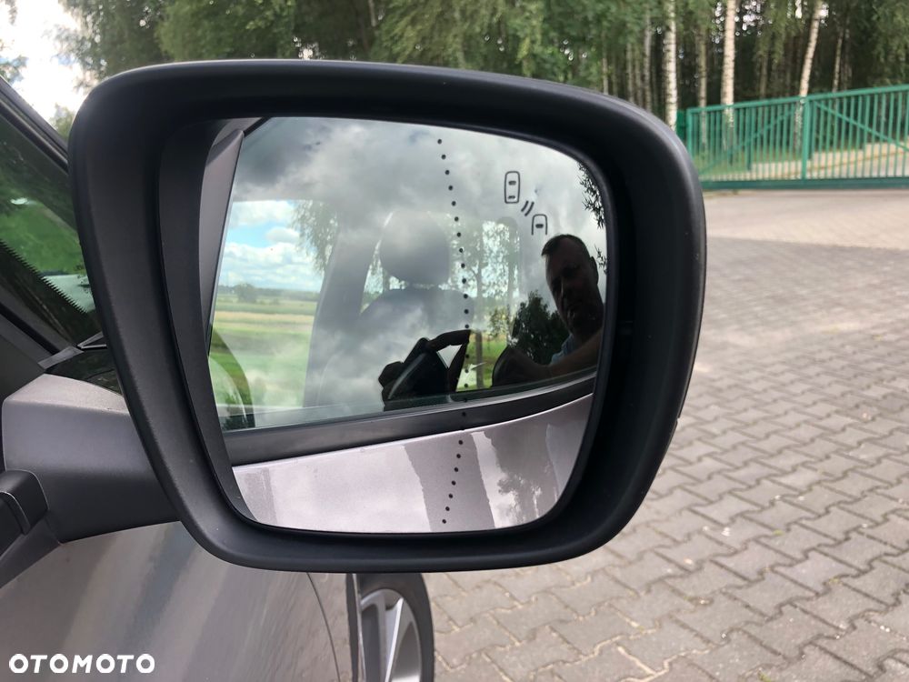 Renault Scenic - 28
