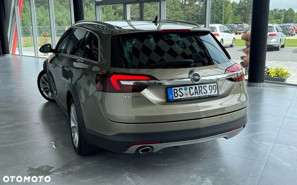 Opel Insignia - 16