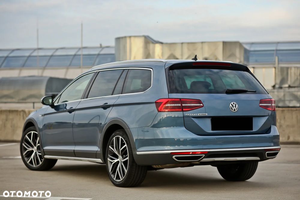 Volkswagen Passat Alltrack - 13