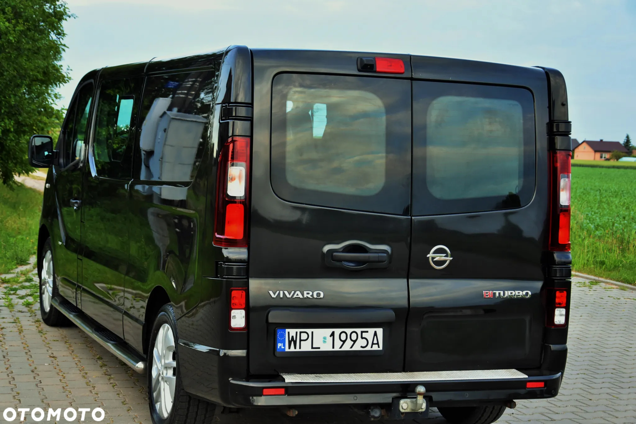 Opel Vivaro L2H1 2.9t Elegance - 10