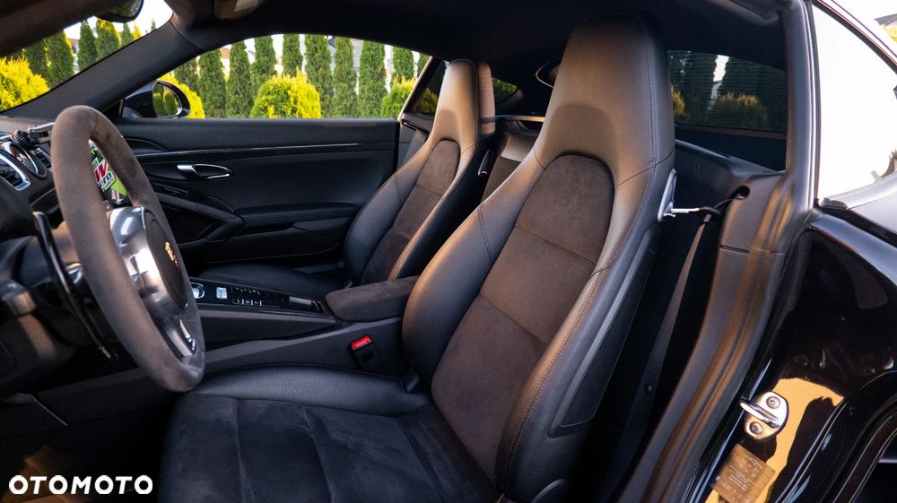Porsche Cayman - 9