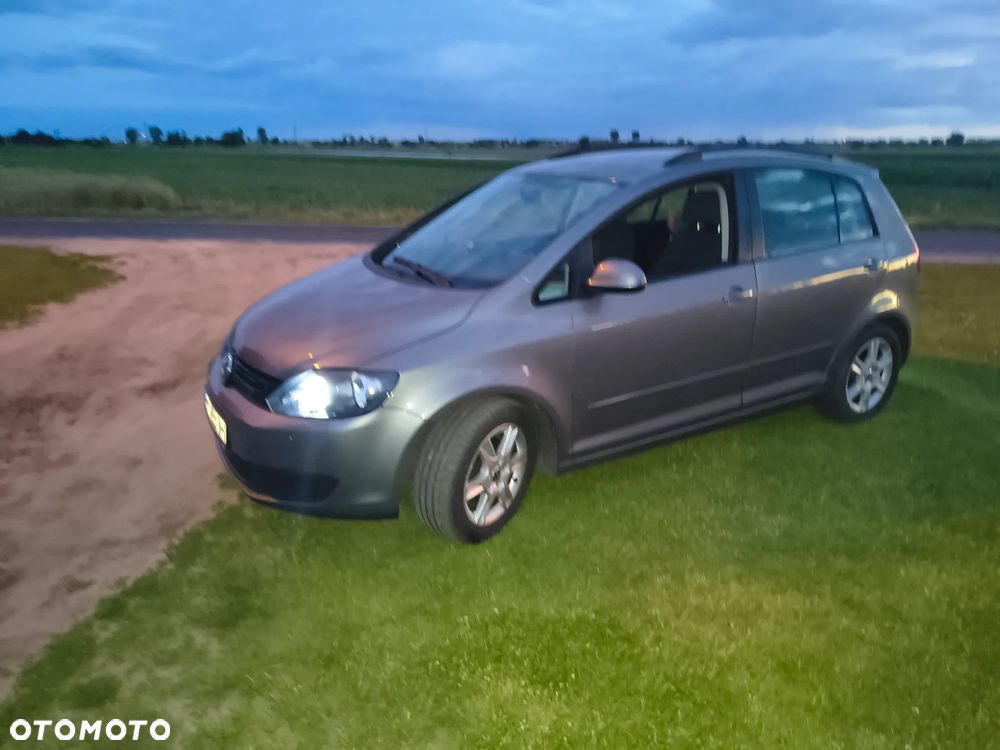 Volkswagen Golf Plus - 14