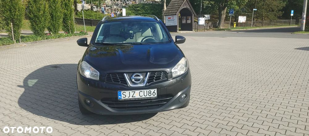 Nissan Qashqai+2