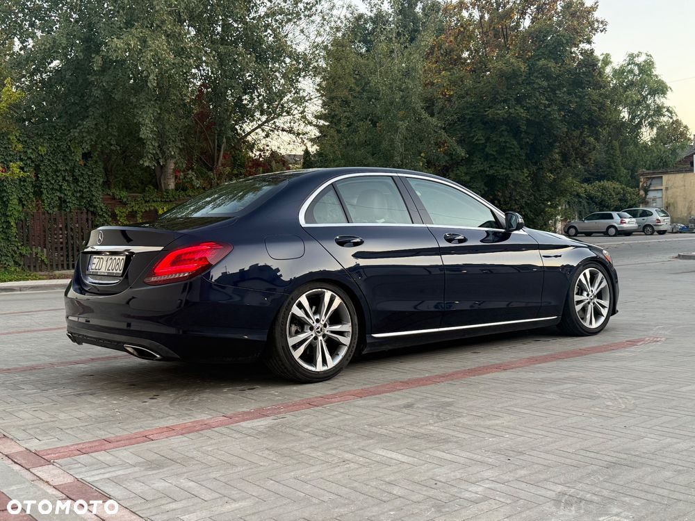 Mercedes-Benz C-Class 2018 photo 5