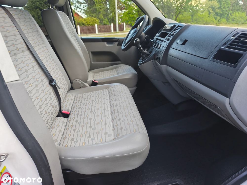 Volkswagen Transporter - 25