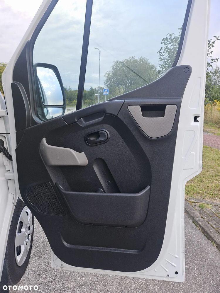 Renault Master - 18