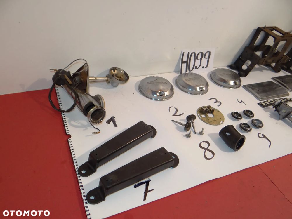 HONDA CB 750 FOUR 1969-1978 r. MOCOWANIE LAMPY POKRYWA STACYJKA INNE CZĘŚCI H099 - 32