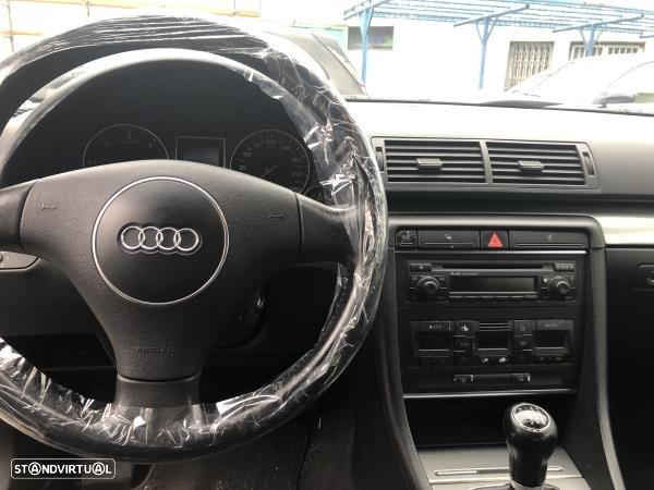 Para Peças Audi A4 (8E2, B6) - 7